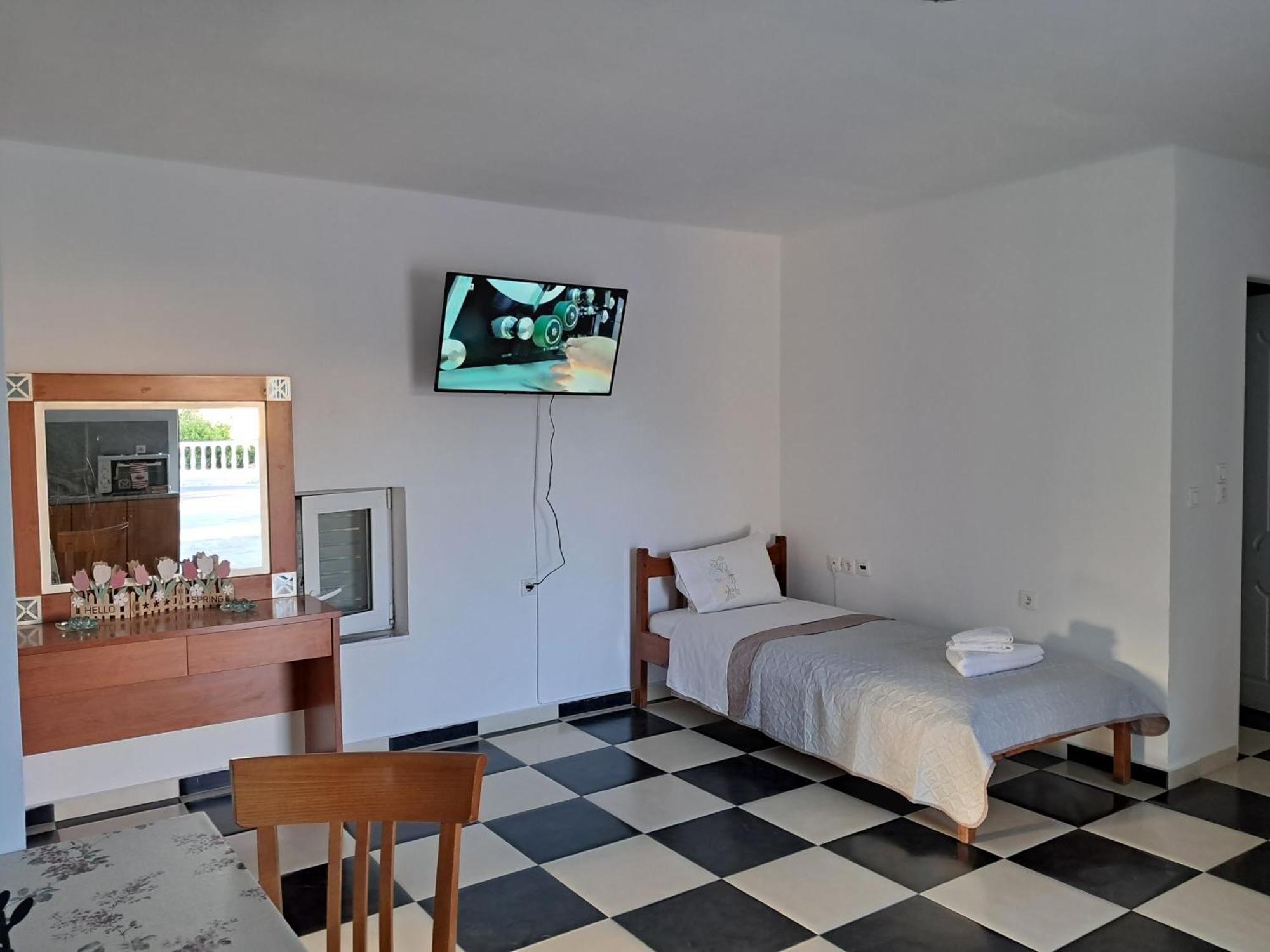 Вилла Nikol'S House Kampos  Экстерьер фото